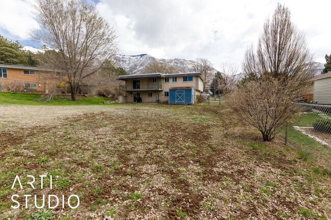 Building Photo - Move-In Ready! Beautiful 3-Bedroom Home in...