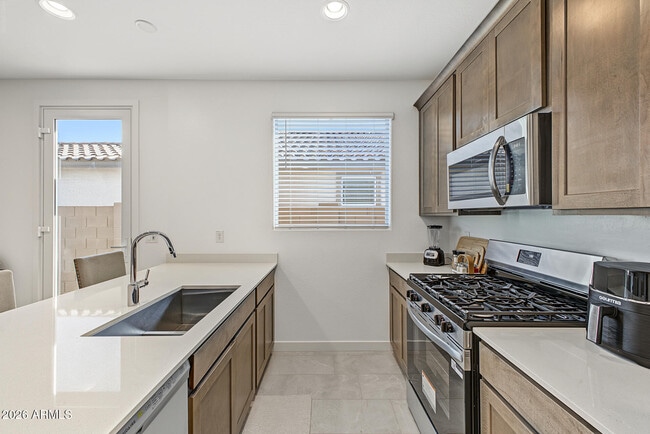 Building Photo - 5987 N 191st Dr