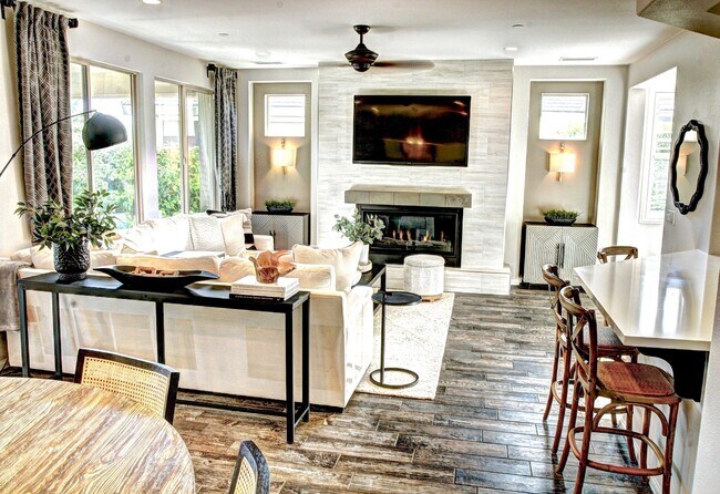 Building Photo - 51234 Longmeadow St