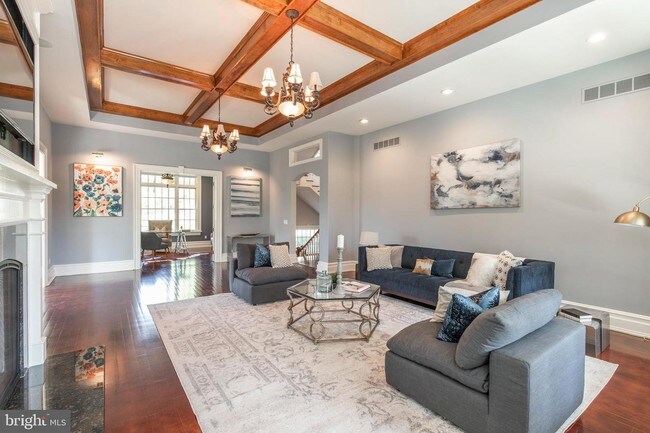 Building Photo - 2115 Pony Trail Dr