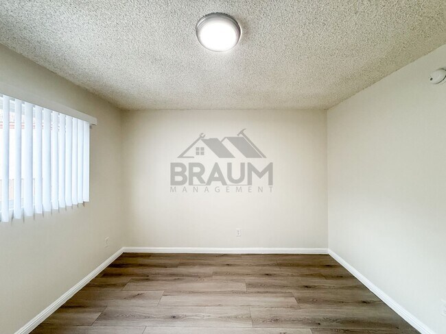 Building Photo - 19401 Haynes St