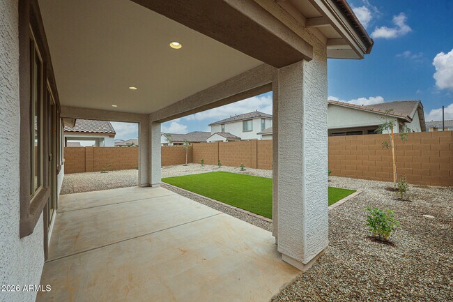 Building Photo - 14764 W Smoketree Dr