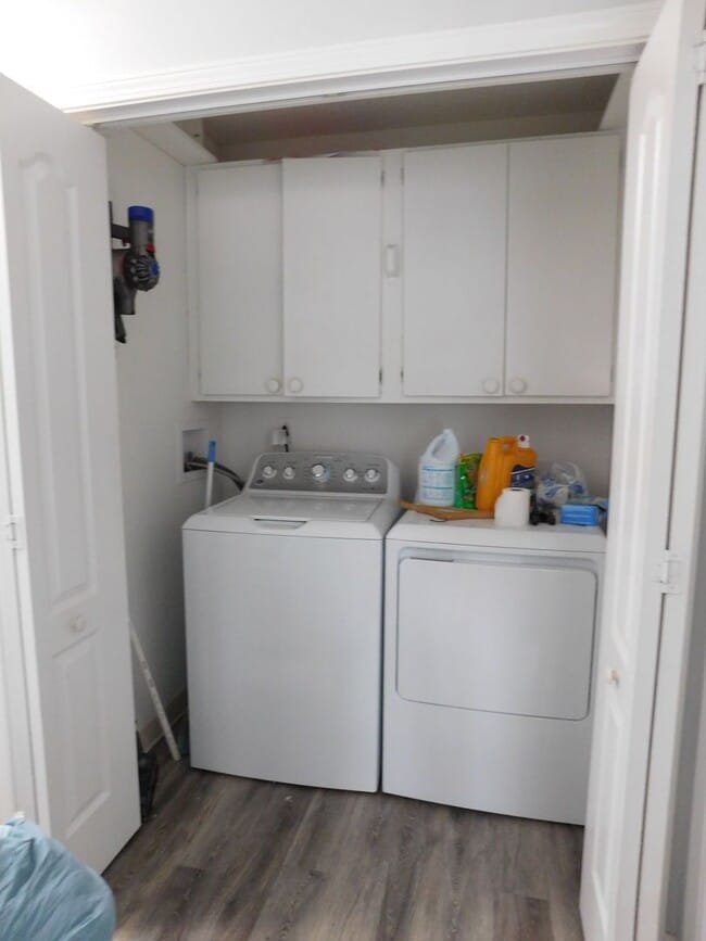 Building Photo - 103 Boatswain Dr