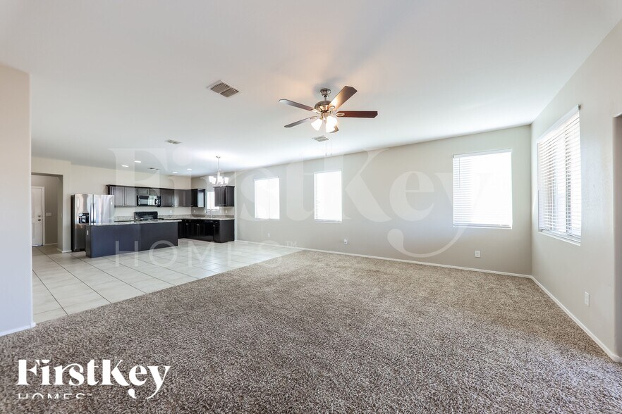 Building Photo - 4936 S 238th Ln