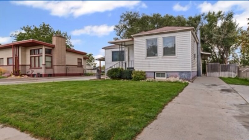 Primary Photo - 534 S Main St