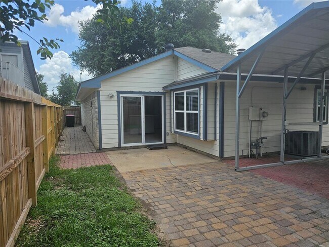 Building Photo - 19738 Swan Valley Dr