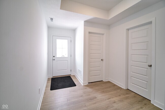 Building Photo - 8707 Maroska St