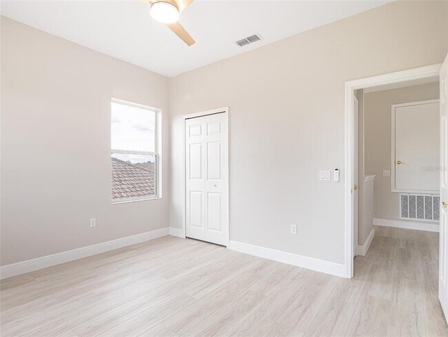 Building Photo - 3747 Eagle Isle Cir