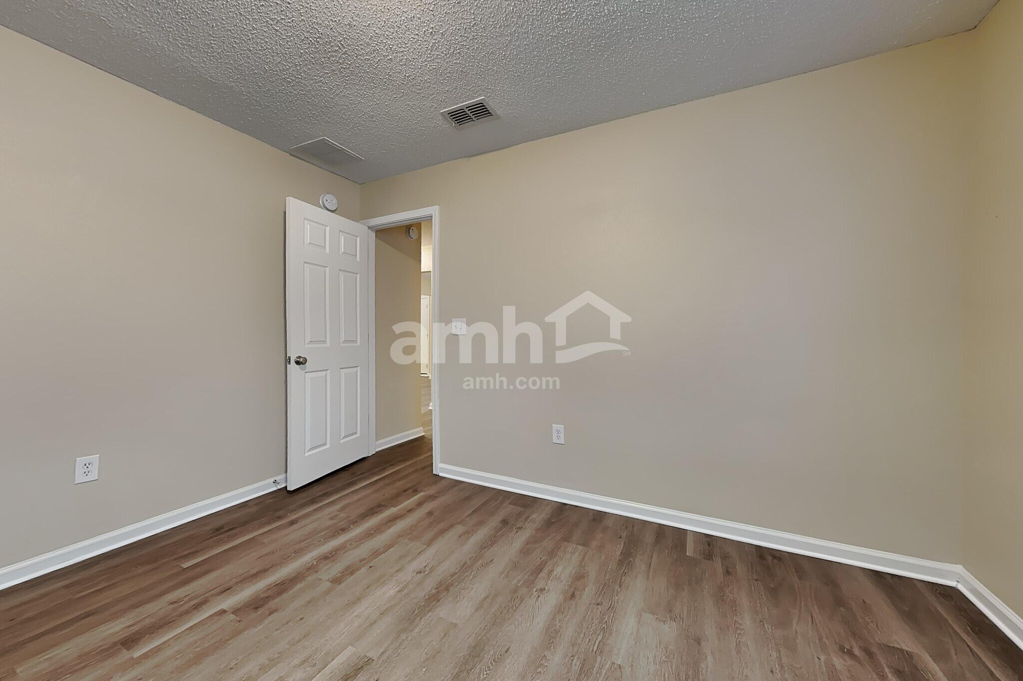 Building Photo - 2842 Taylor Hill Dr