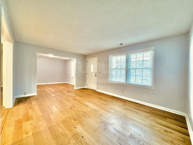 Building Photo - 40 Stumps Ln