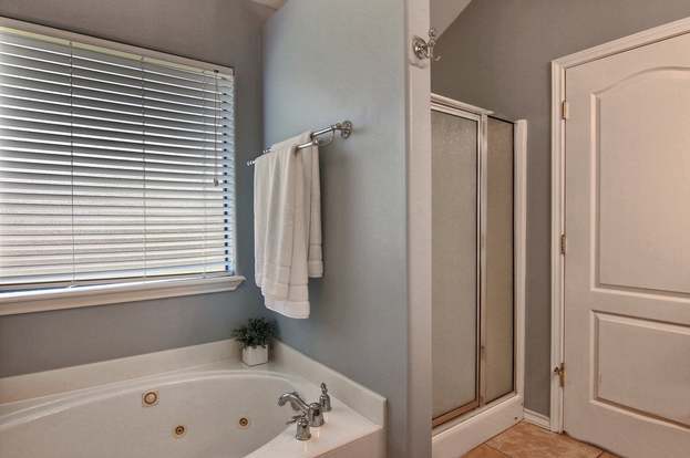 Building Photo - 2542 Windrose Dr