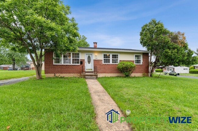 Building Photo - 9022 Samoset Rd