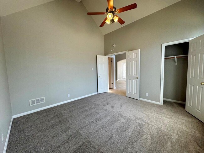 Building Photo - 5844 Back Bay Ln