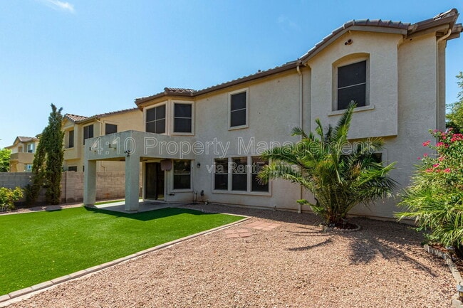 Building Photo - 3748 E Betsy Ln