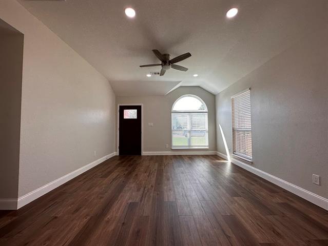 Building Photo - 2143 Gilford St