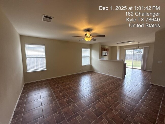 Building Photo - 152 Challenger