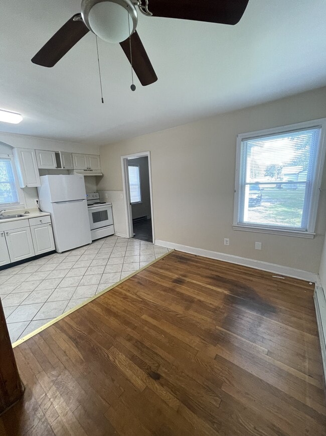 Building Photo - 515 Truitt St