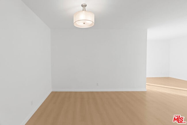 Building Photo - 1114 12th St