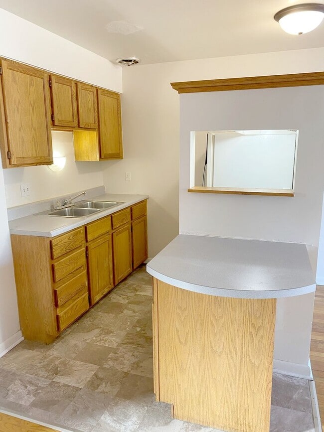 Interior Photo - Harney Square