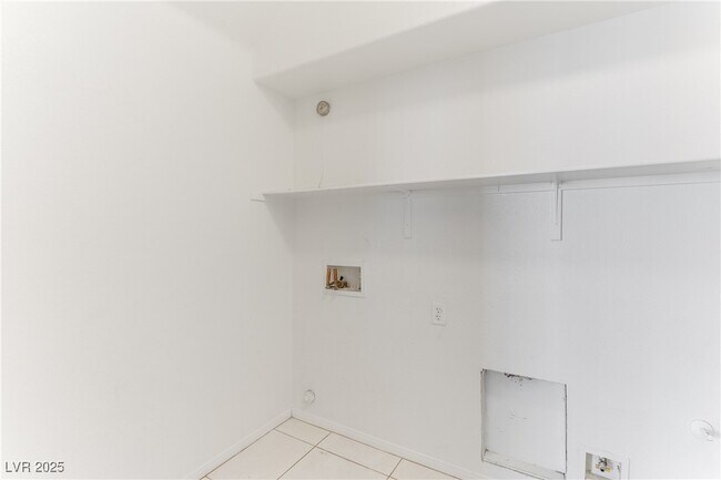 Building Photo - 523 Moses Lake Ct