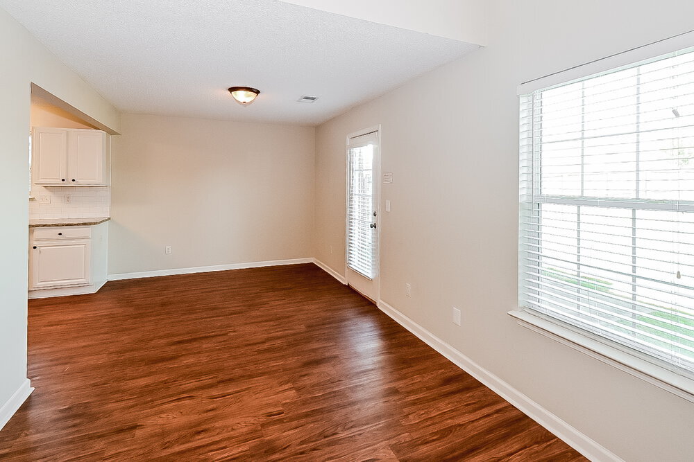 Building Photo - 7356 Green Ash Dr