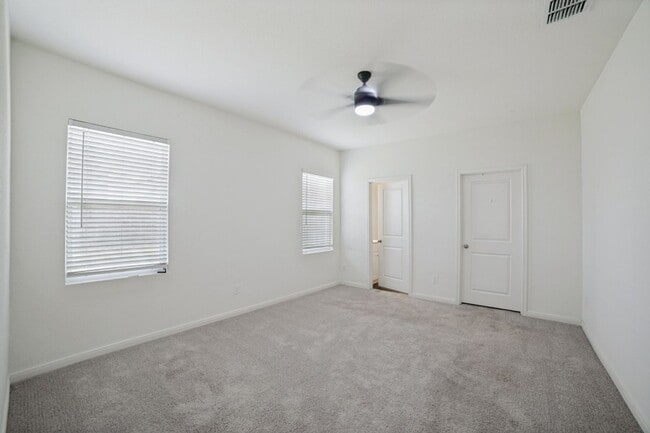 Building Photo - 14426 Elkhorn Crest