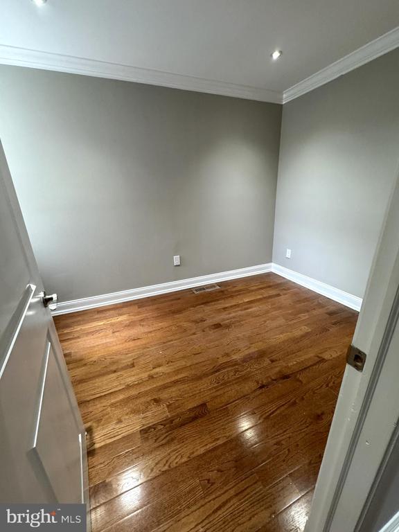 Building Photo - 2531 S Warnock St