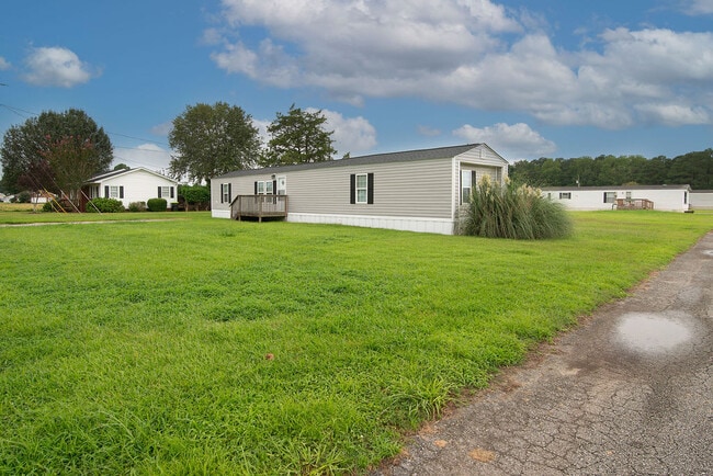 Building Photo - 1506 Halltown Rd