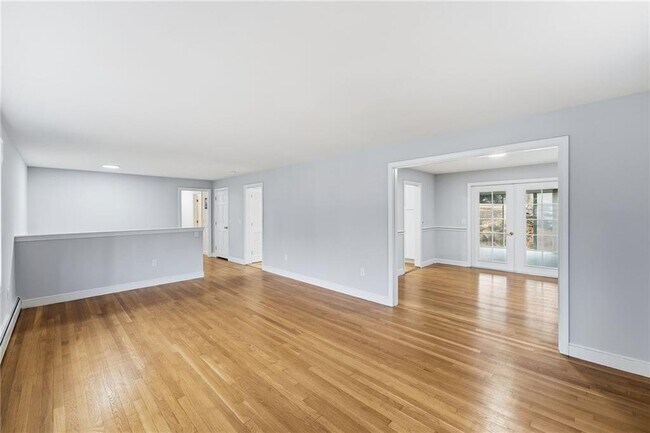 Building Photo - 38 Juniper Ln