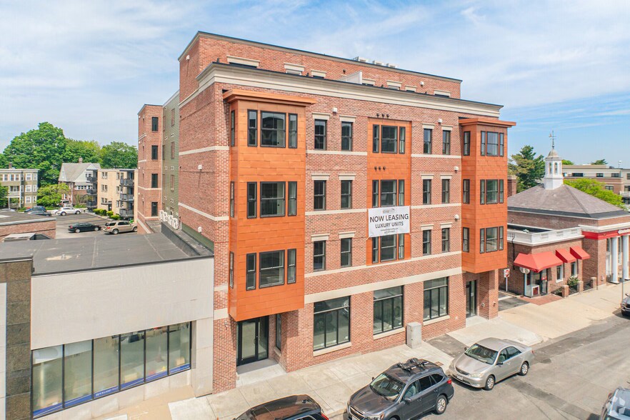 Building Photo - 435 Market St