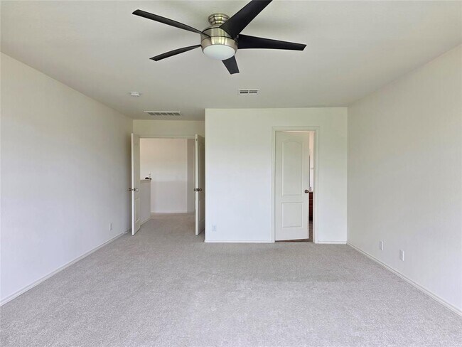 Building Photo - 160 Mistletoe Ln