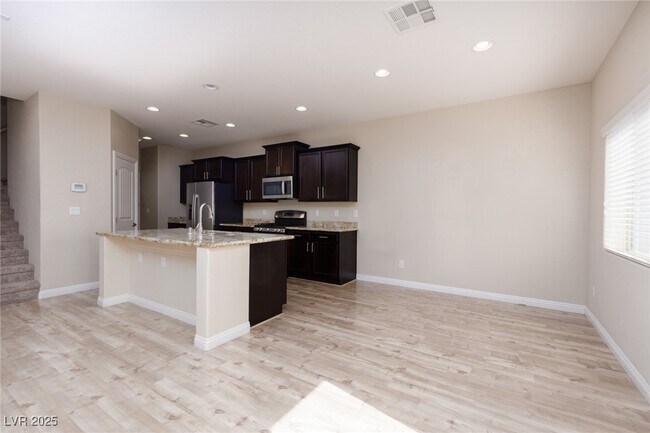 Building Photo - 2872 Glass Vine Ct