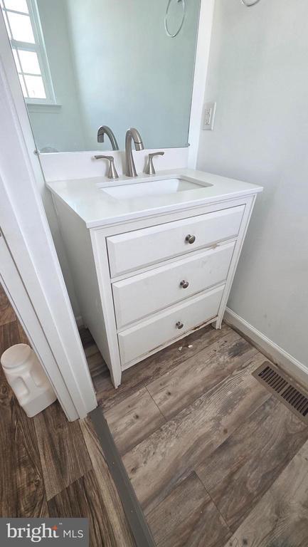 Building Photo - 73 Medal Way