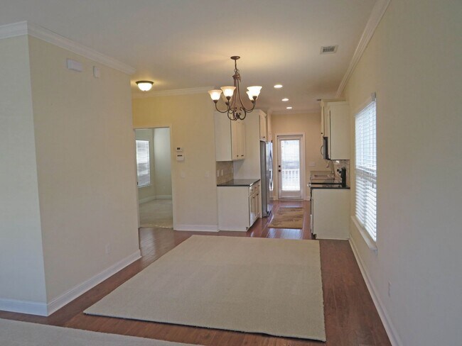 Building Photo - AVAILABLE SEPTEMBER, 2023