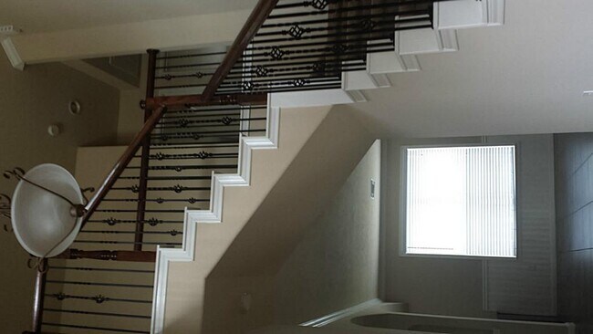 Building Photo - 4602 Countrymeadows Dr