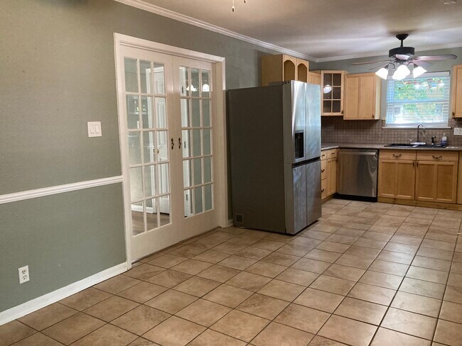 Kitchene French doors Leading To Den - 1704 W Birge St