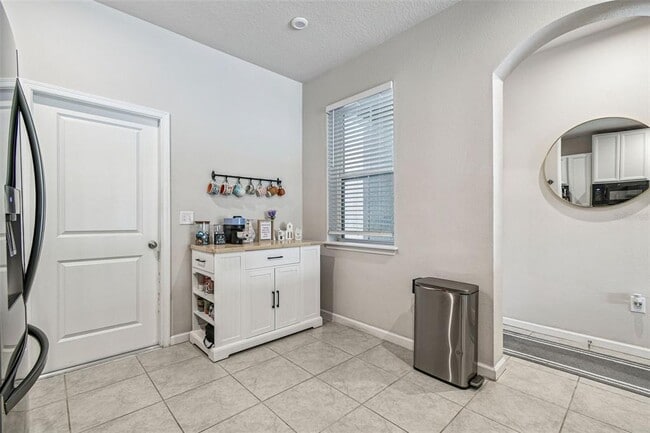 Building Photo - 2123 Laceflower Dr