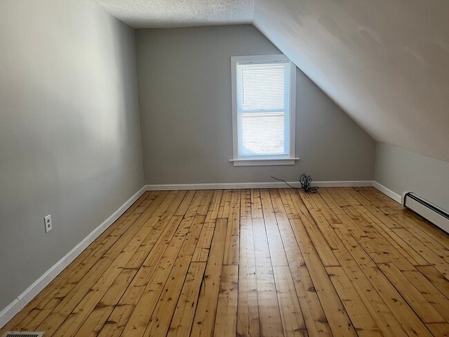 Building Photo - 159 E Central St