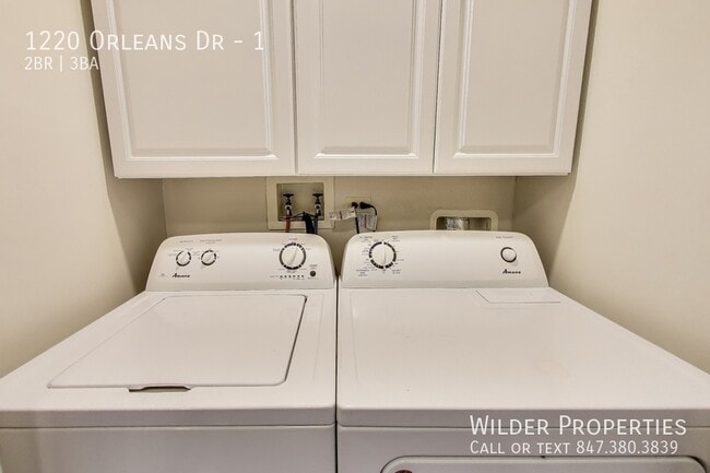 Building Photo - 1220 Orleans Dr