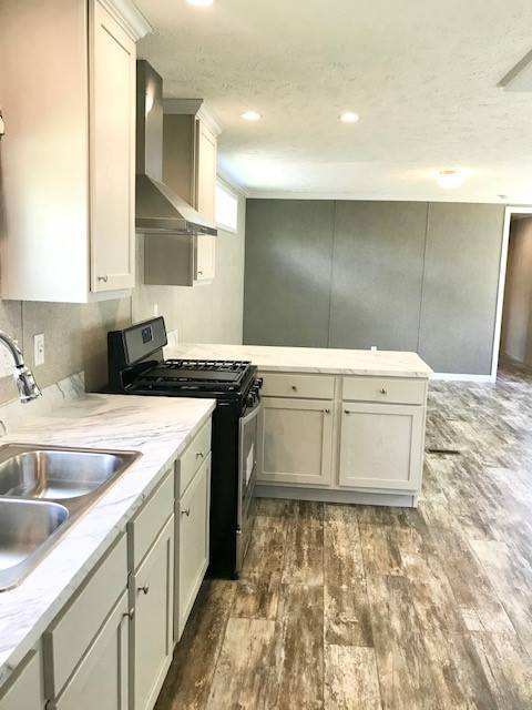 Building Photo - 82 Branch Hill Ct