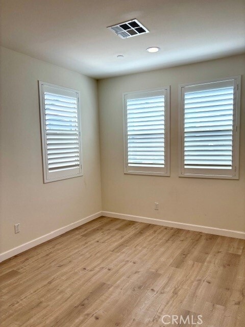 Building Photo - 16173 Paddock Ave