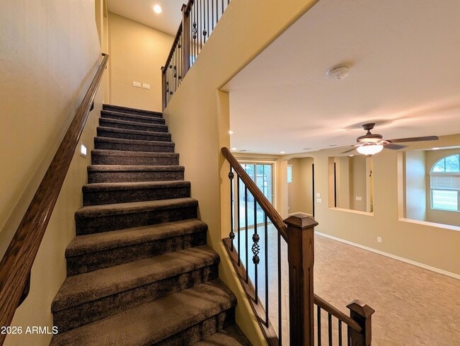 Building Photo - 923 S Osborn Ln