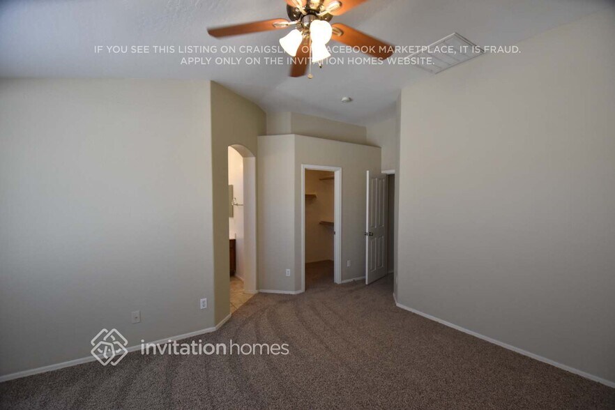 Building Photo - 9903 W Trumbull Rd