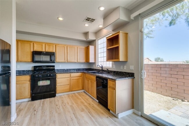 Building Photo - 8607 Rowland Bluff Ave