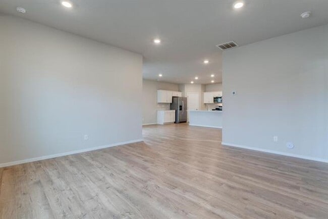 Building Photo - 8207 S Avery Rd