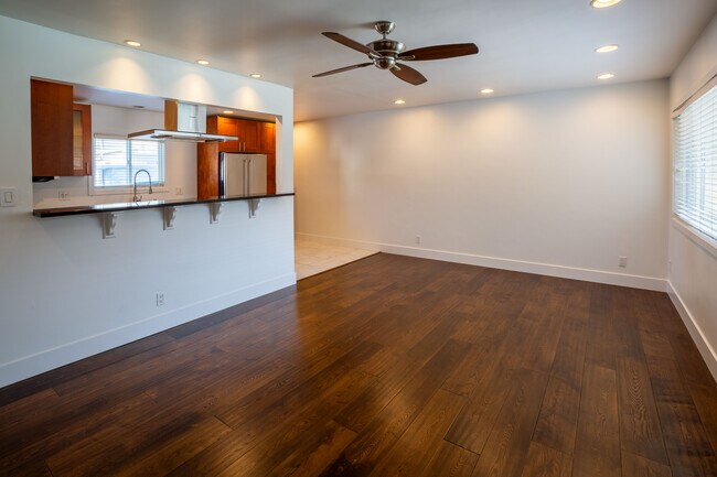 Building Photo - 4120 Kansas St