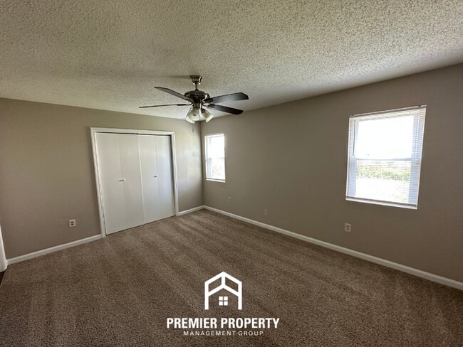 Building Photo - Quiet 3BR/2BA Cove in 38141 | Vaulted Ceilings, Fireplace & 2-Car Garage