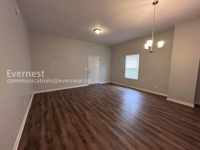 Building Photo - 2007 Morehouse Dr NW