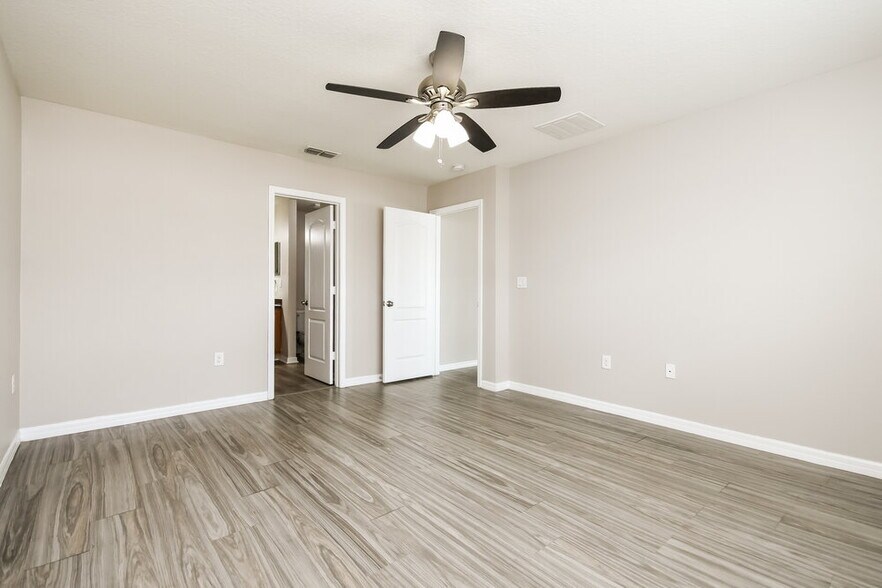 Building Photo - 4483 Baler Trails Dr