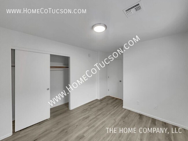 Building Photo - 1598 W Lavender Sky St